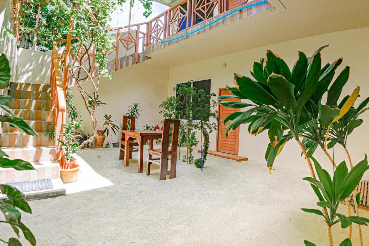 Hotel Water Seven Maafushi Eksteriør bilde